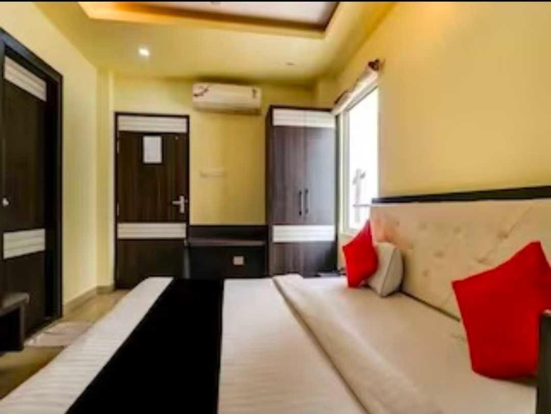 Collection O Hotel Kashi Inn Varanasi Eksteriør bilde